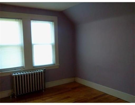 327 King Philip St, Fall River, MA 02724 photo 23