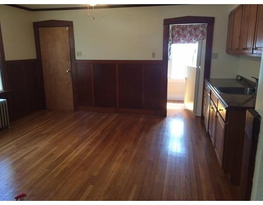 327 King Philip St, Fall River, MA 02724 photo 7