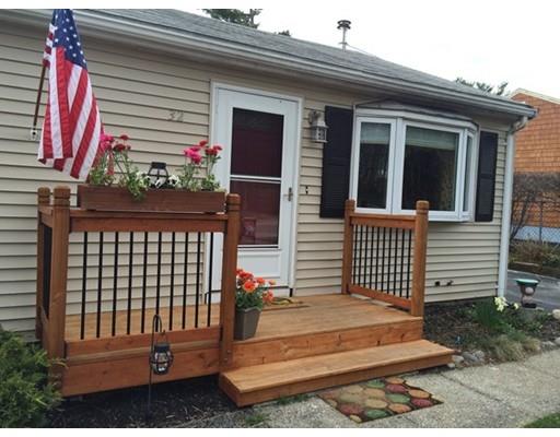 32 Hideaway Ln, East Wareham, MA 02538 photo 2