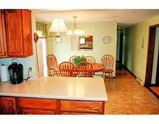 5 Benoit St, Worcester, MA 01604 photo 5