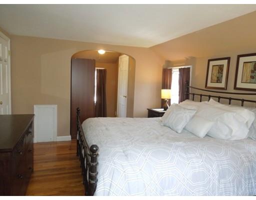42 Buick St, Springfield, MA 01118 photo 11