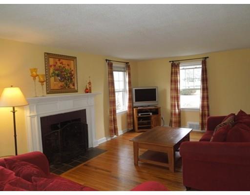 42 Buick St, Springfield, MA 01118 photo 7