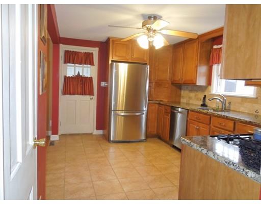 42 Buick St, Springfield, MA 01118 photo 3
