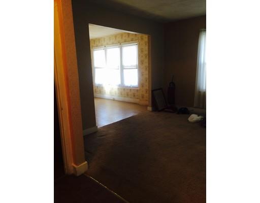 4 Colrain St, Worcester, MA 01603 photo 7