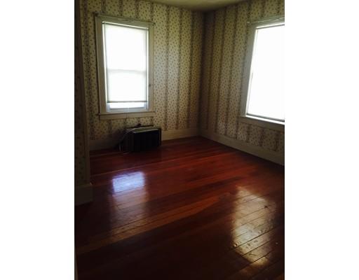 4 Colrain St, Worcester, MA 01603 photo 9