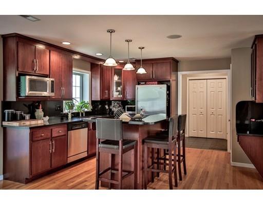 4 Laurel Ln, Upton, MA 01568 photo 4