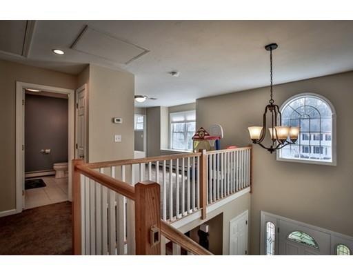 4 Laurel Ln, Upton, MA 01568 photo 8