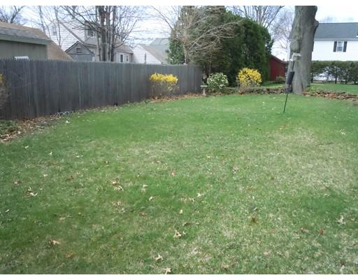 276 Gillette Ave, Springfield, MA 01118 photo 17