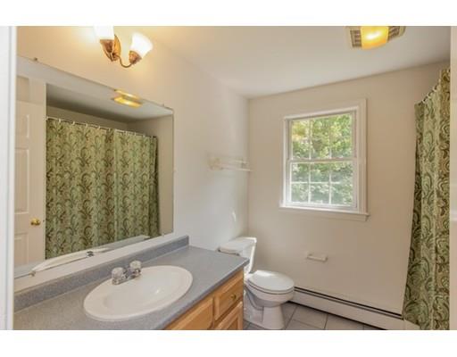 8 Breton Rd, Upton, MA 01568 photo 17