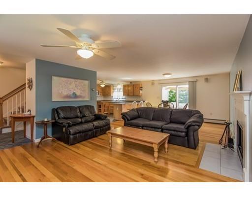 8 Breton Rd, Upton, MA 01568 photo 12