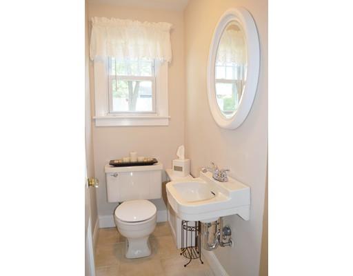 1217 Bradley Rd, Springfield, MA 01118 photo 9