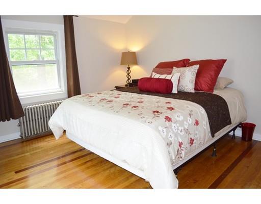 1217 Bradley Rd, Springfield, MA 01118 photo 12
