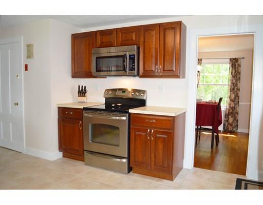 1217 Bradley Rd, Springfield, MA 01118 photo 3