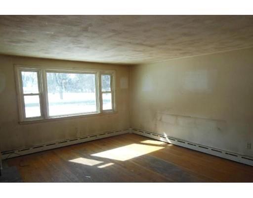 89 Ferry St, Easthampton, MA 01027 photo 7