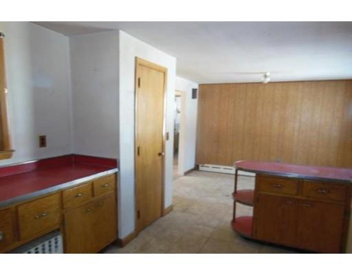 89 Ferry St, Easthampton, MA 01027 photo 8