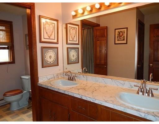 5 Hickory Ln, Webster, MA 01570 photo 13