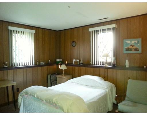 20 Shangri La Blvd, East Wareham, MA 02538 photo 11