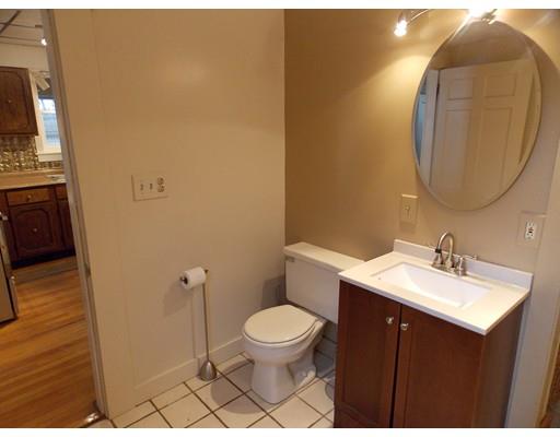 86 Hampstead Pl, Athol, MA 01331 photo 4