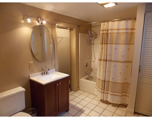 86 Hampstead Pl, Athol, MA 01331 photo 3