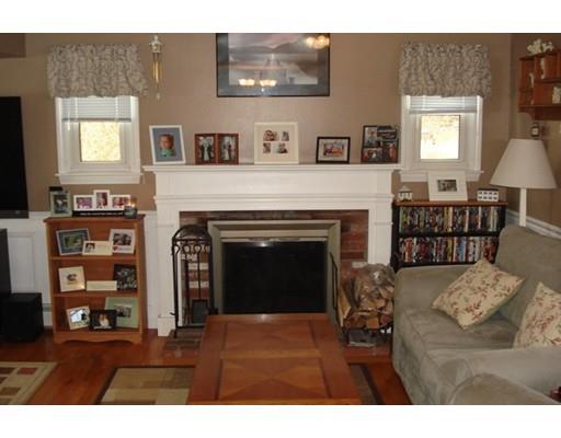 70 Plain St, Franklin, MA 02038 photo 5