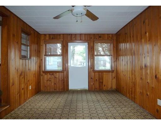 38 Senator St, Springfield, MA 01129 photo 22