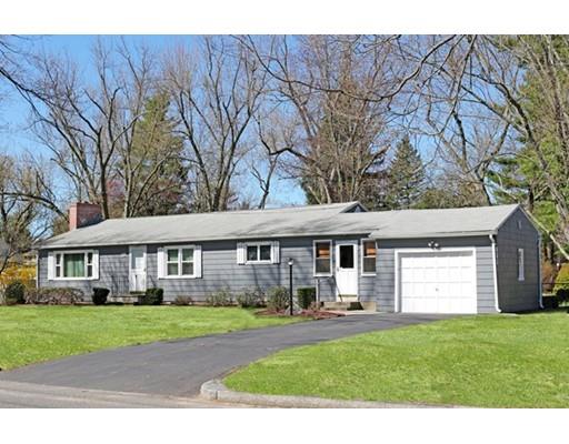 38 Senator St, Springfield, MA 01129 photo 2