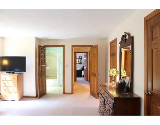 14 Mockingbird Ln, Maynard, MA 01754 photo 11