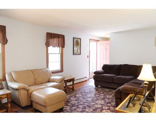 14 Mockingbird Ln, Maynard, MA 01754 photo 6