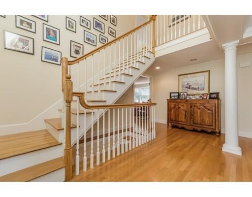 26 Brown St, Marblehead, MA 01945 photo 10