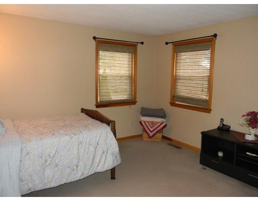 205 Durant St, Springfield, MA 01119 photo 6