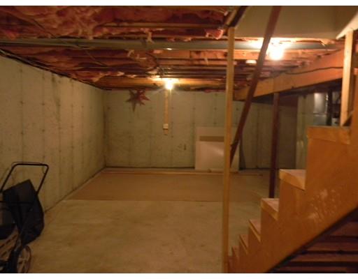 205 Durant St, Springfield, MA 01119 photo 16