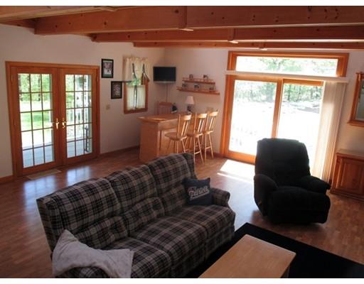143 Nelson St, Georgetown, MA 01833 photo 4