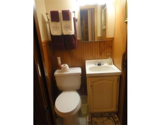 9 Williams St, Easthampton, MA 01027 photo 24
