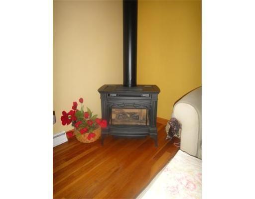 9 Williams St, Easthampton, MA 01027 photo 11