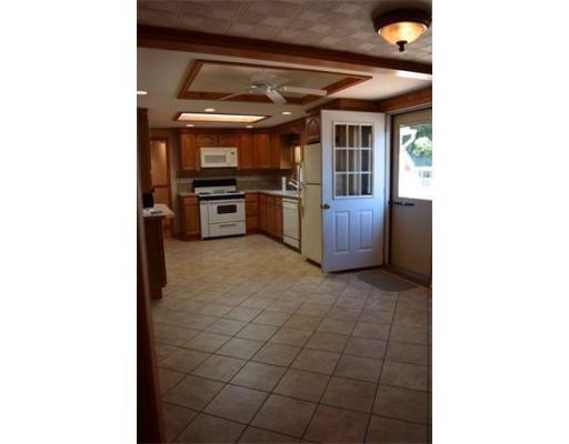 9 Williams St, Easthampton, MA 01027 photo 8