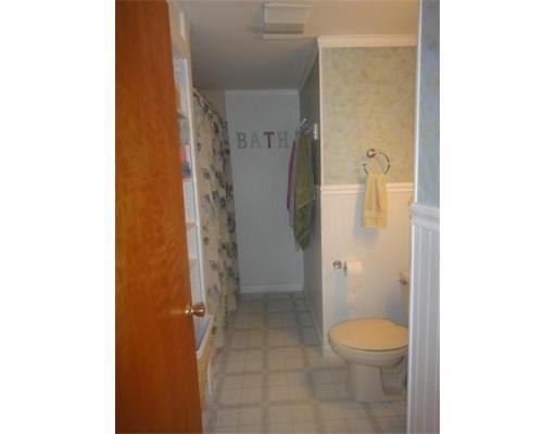 9 Williams St, Easthampton, MA 01027 photo 21