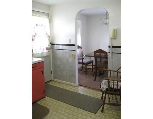 54 Wilber St, Springfield, MA 01104 photo 17