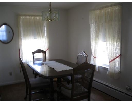 54 Wilber St, Springfield, MA 01104 photo 10