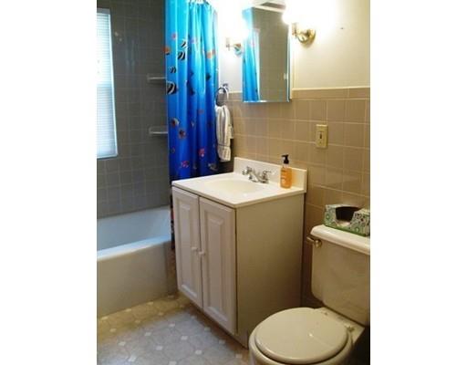 54 Wilber St, Springfield, MA 01104 photo 12