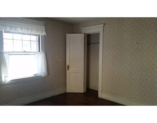 37 Burton St, Springfield, MA 01108 photo 21