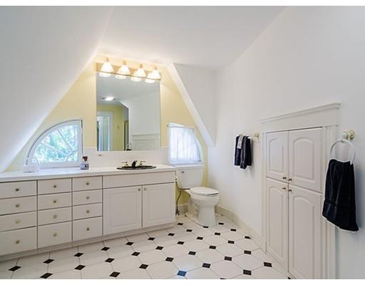 28 Wolcott Rd, Chestnut Hill, MA 02467 photo 16