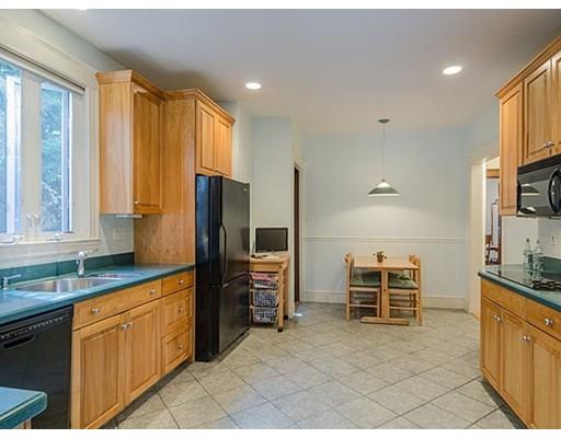 28 Wolcott Rd, Chestnut Hill, MA 02467 photo 12