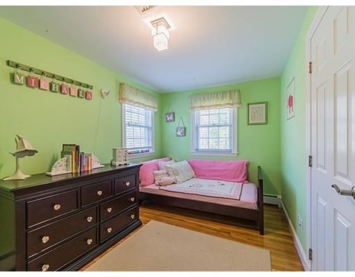 68 Mackintosh Ave, Needham, MA 02492 photo 15