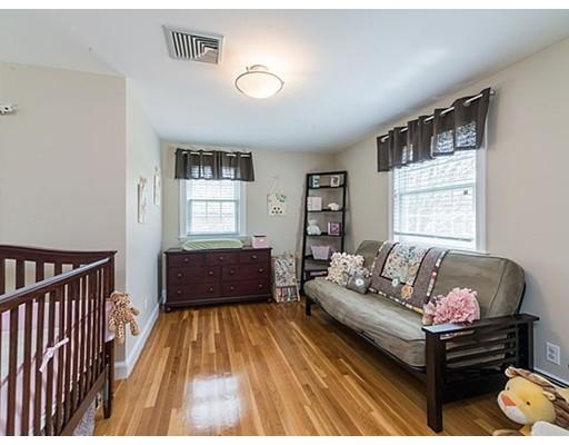 68 Mackintosh Ave, Needham, MA 02492 photo 16
