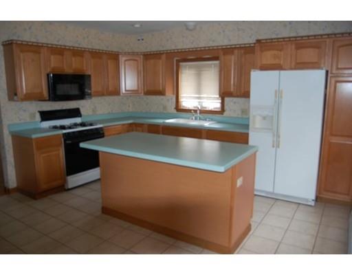 18 Maple St, Hardwick, MA 01082 photo 5
