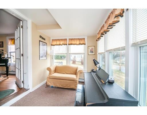 36 Wetherbee Ave, Lowell, MA 01852 photo 5