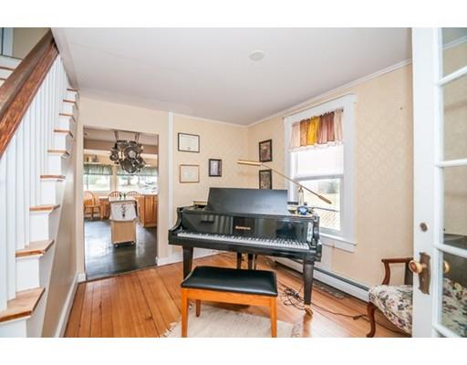 36 Wetherbee Ave, Lowell, MA 01852 photo 6