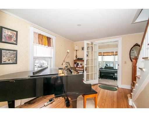 36 Wetherbee Ave, Lowell, MA 01852 photo 8