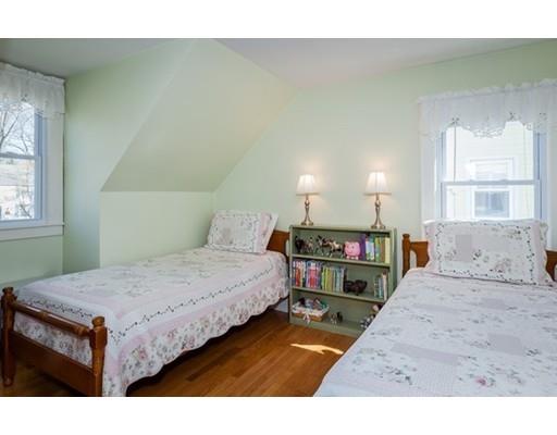 174 Gillette Ave, Springfield, MA 01118 photo 8