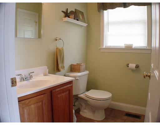 60 Orange St #1, Fall River, MA 02720 photo 9